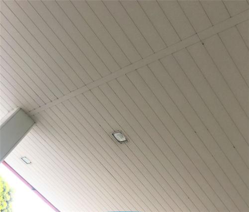 柳州鋁扣板批發-鋁扣板怎么選