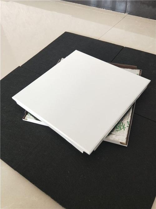 鋁扣板復合板-如何更換鋁扣板集成吊頂燈