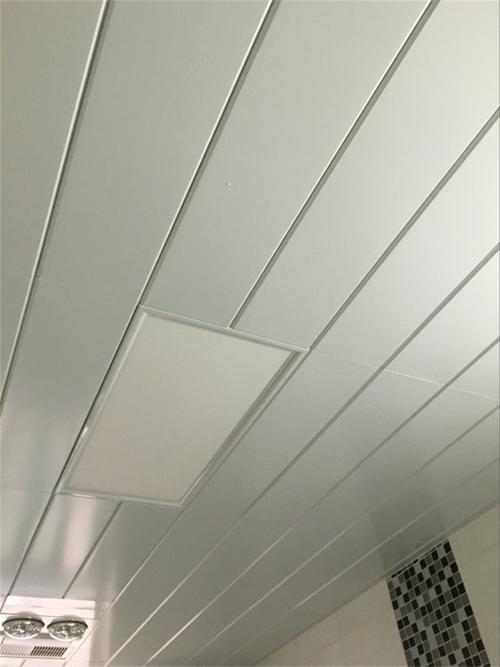 美式陽臺鋁扣板吊頂-陽臺吊頂材料