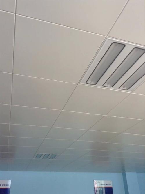 滾涂鋁扣板生產-鋁扣板噴涂生產-鋁扣板滾涂的生產過程