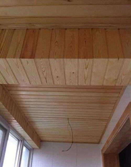 陽臺吊頂用鋁扣板還是生態板-陽臺吊頂用生態木還是鋁扣板