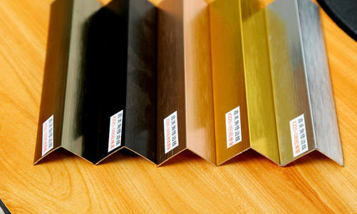 開(kāi)封鋁扣板-佛山鋁天花廠家來(lái)告訴你如何輔助鋁扣板吊頂開(kāi)孔的正確方法