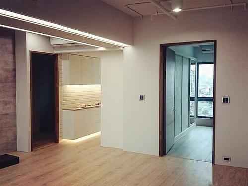 大廳做集成吊頂-不知道集成吊頂邊角線做不做