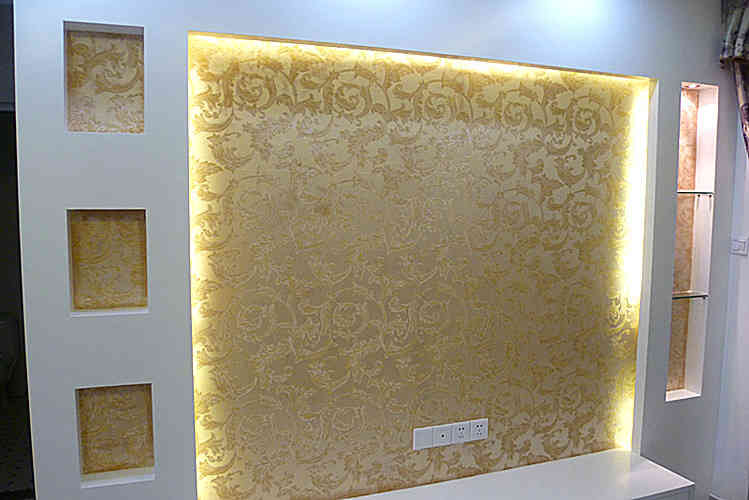 墻紙好還是鋁扣板好-鋁扣板還是鋁塑板好