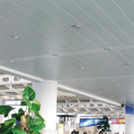 廠房集成吊頂材料-想知道廚房吊頂材料怎么選