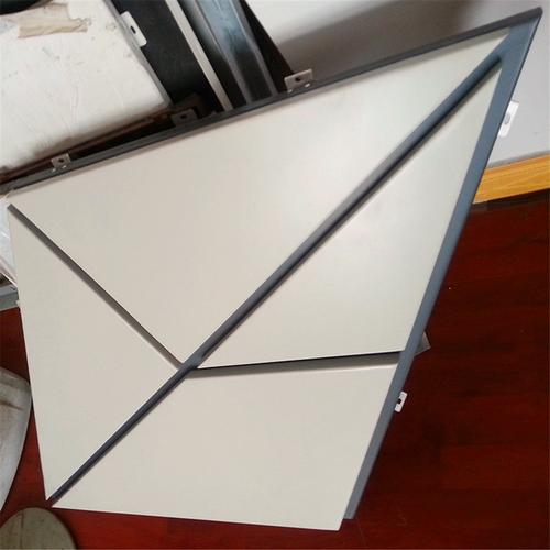 鋁單板鋁扣板價格-廠區鋁單板吊頂工程案例