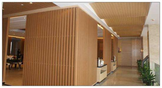 仿木紋鋁扣板吊頂-木紋鋁方通吊頂優勢在哪里