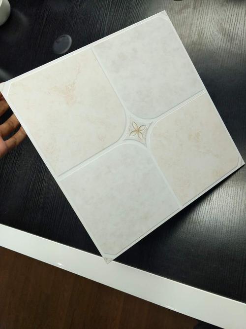 室外墻鋁扣板吊頂-臥室鋁扣板吊頂廠家裝修小秘籍告訴你