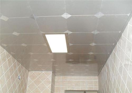 鋁扣板生產(chǎn)供應(yīng)廠家-鋁扣板廠家是怎么嚴(yán)格把控產(chǎn)品質(zhì)量問(wèn)題