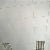 加油站條形鋁扣板-弧形加油站長條鋁扣板-廣東加油站條形鋁扣板