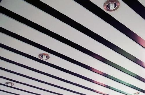 宿州鋁扣板-宿州青少年活動中心金屬復合板天花吊頂案例