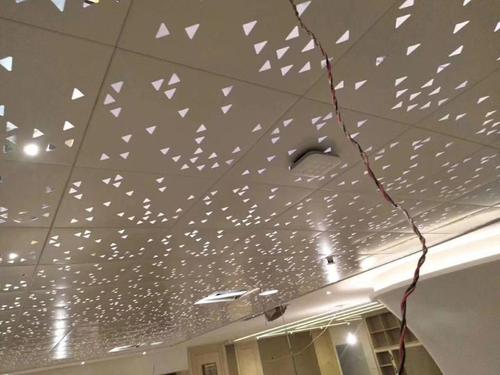 條形鋁扣板訂制-醫院條形鋁扣板定制-佛山條形鋁扣板定制