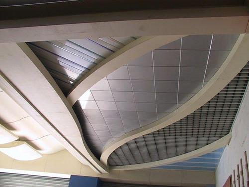 鋁機鋁扣板-機房鋁扣板廠家來解釋下為什么