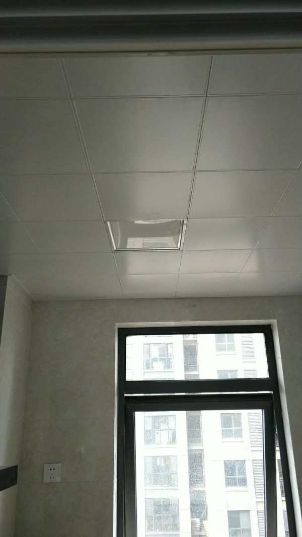 鋁合金扣板哪個品牌好-鋁扣板和PVC哪個好