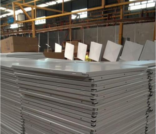 鋁扣板是由哪些廠家生產-鋁扣板生產廠家之鋁扣板的處理工藝有哪些