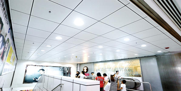 鋁扣板吊頂是不是越厚越好-衛(wèi)生間吊頂鋁扣板這樣選
