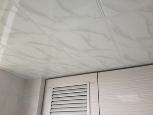 帶黑集成吊頂-集成吊頂裝飾技巧