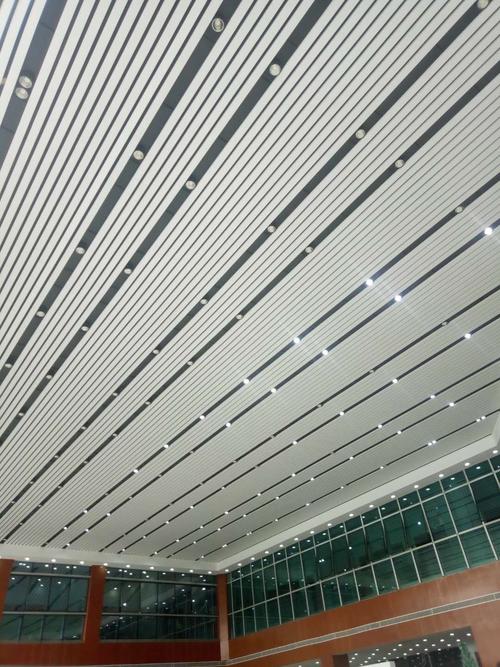 鋁扣板吊頂材料店-鋁扣板吊頂廠家經(jīng)驗(yàn)分享