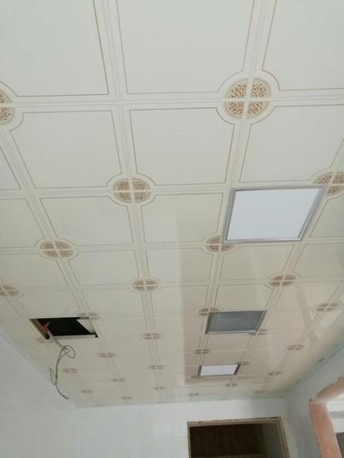 鋁扣板吊頂得生產廠家-鋁扣板廠家鋁扣板吊頂生產廠家-張家港市鋁扣板吊頂生產廠家