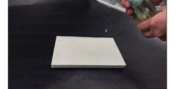 納米抗油污集成吊頂-廠家說那是你沒用過廚房抗油污鋁扣板