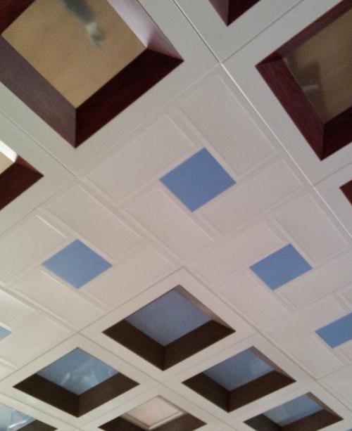 大型工裝集成吊頂-選購醫(yī)院工裝鋁扣板吊頂