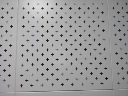 鋁扣板吊頂批發渠道-跟著鋁扣板批發廠家一探究竟