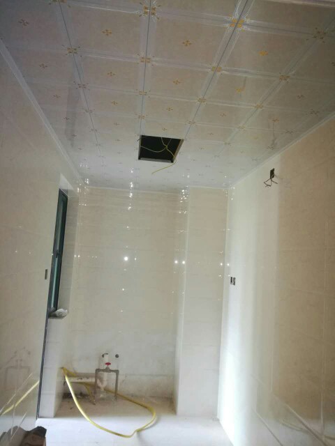 廚房衛生間鋁扣板-廚房是要吊頂還是刷墻