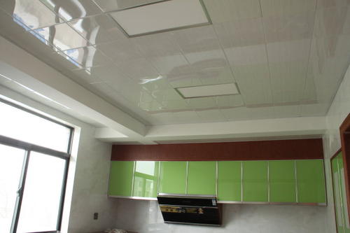 客廳陽臺做集成吊頂-裝不裝陽臺鋁扣板吊頂