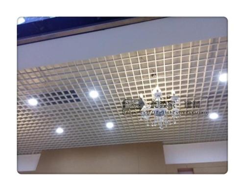 鋁扣板格柵吊頂-格柵吊頂那種強