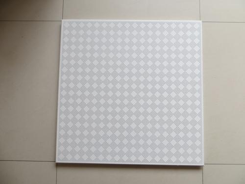 隔熱鋁扣板-跟著鋁扣板生產廠家來看看吧