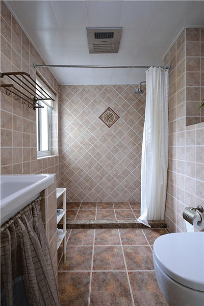 吊頂用復合板好還是鋁扣板好-陽臺吊頂用多大鋁扣板好