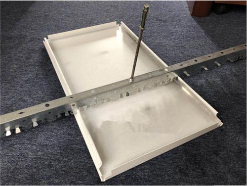 鋁扣板吊頂方法及步驟-衛(wèi)生間鋁扣板吊頂廠家告訴你