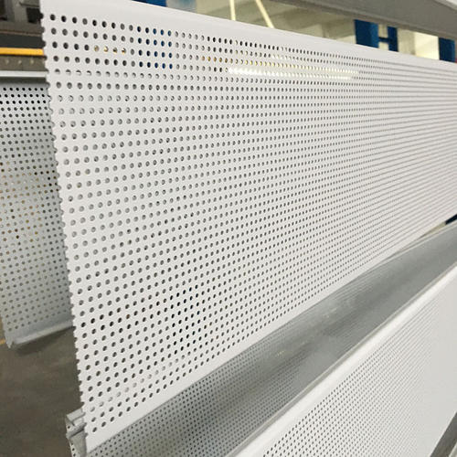 沖孔吸音鋁扣板-沖孔鋁蜂窩板多少錢