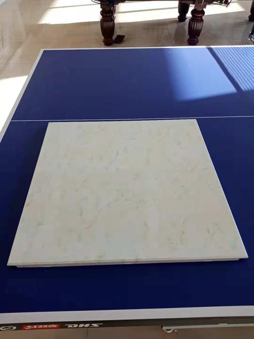 外墻鋁合金扣板價(jià)格-區(qū)分選購PVC塑料扣板和鋁合金扣板