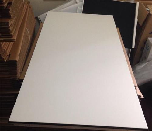 鋁扣板供應供應商-教室鋁扣板吊頂