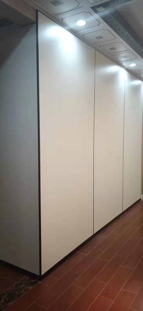 集成吊頂鋁蜂窩板封邊-客廳鋁蜂窩板廠家盤點下鋁蜂窩板的優點有哪些