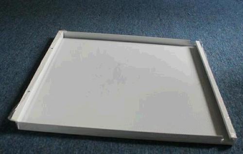 信陽(yáng)鋁扣板批發(fā)-聽鋁扣板廠家來(lái)教你一手