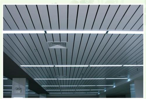山東鋁扣板廠家-廣東鋁扣板廠家講怎么避免鋁扣板吊頂安裝壓抑呢