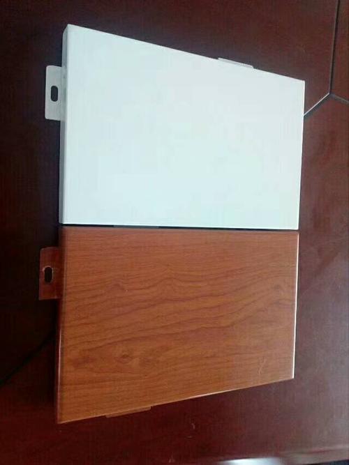 邯鄲扭曲鋁單板-鋁單板價格受什么影響