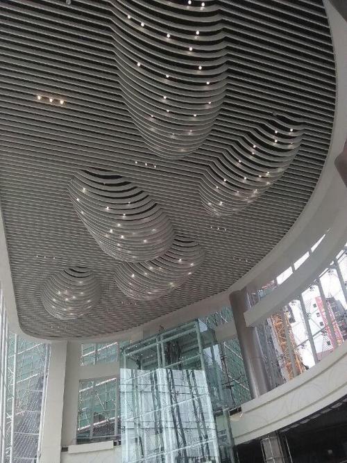 室內墻體裝飾鋁扣板-室內鋁扣板廠家來講講優點有哪些