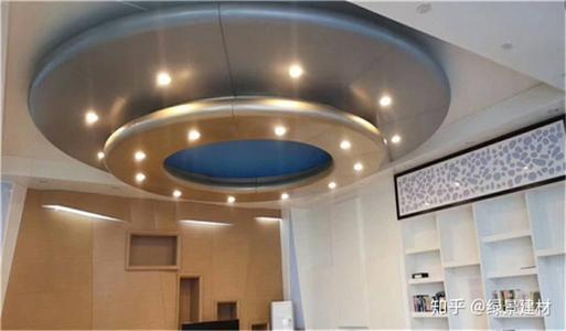 廚衛集成吊頂多少錢一平方米-廚房鋁扣板吊頂廠家講講鋁扣板包工包料一平方多少錢