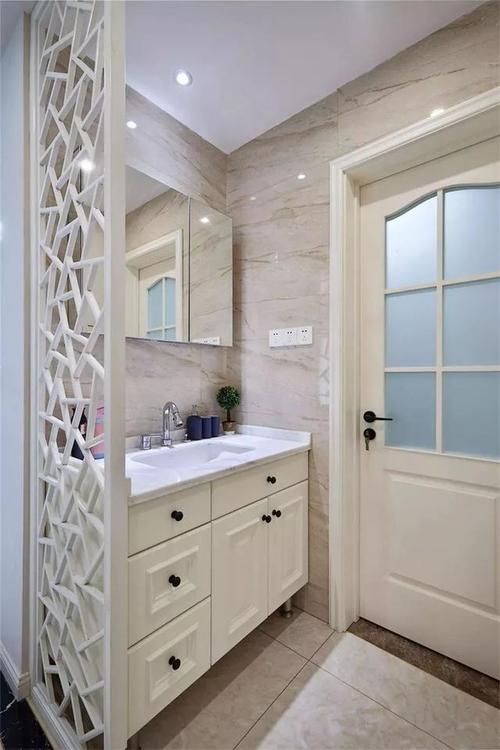 鋁扣板二級吊頂?shù)淖龇?二級鋁扣板吊頂有什么不同