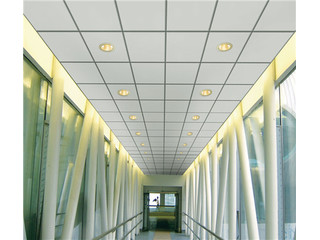 機(jī)場(chǎng)吊頂鋁扣板常用規(guī)格有哪些？來(lái)看看機(jī)場(chǎng)吊頂這些事！