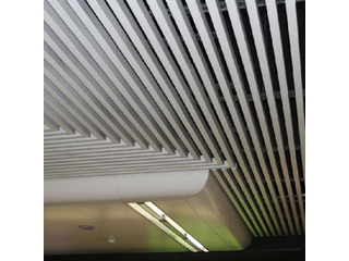 鋁方通廠家教你鋁方通吊頂這樣選，好看還不出錯(cuò)！