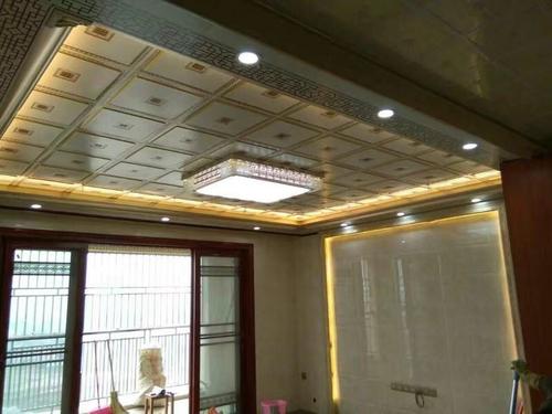 鋁扣板吊頂每平方米單價-鋁扣板批發廠家給你盤盤吊頂材料有哪些