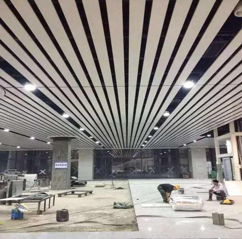 加油站鋁扣板-工裝鋁扣板生產廠家之