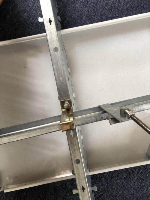 萊蕪鋁扣板-珠海鋁扣板廠家告訴你