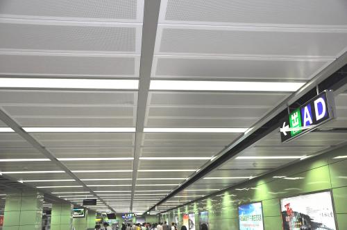 條扣鋁扣板-和鋁扣板生產廠家學一課