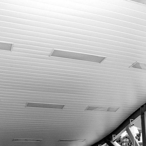 鋁扣板生產(chǎn)廠家有幾家-跟著鋁扣板生產(chǎn)廠家一起來探索一下