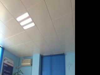 鋁扣板鋁合金型材-型材鋁方通和U型鋁方通外形的區別